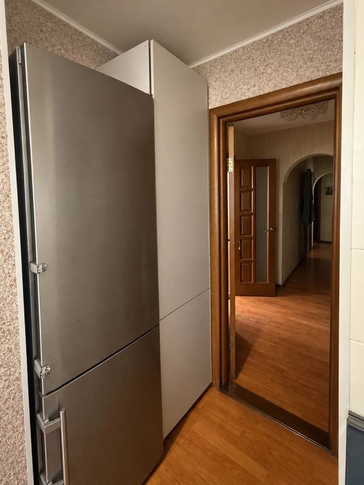 Sale of a spacious 3-bedroom apartment near Dnipro | District of Mitnitsa