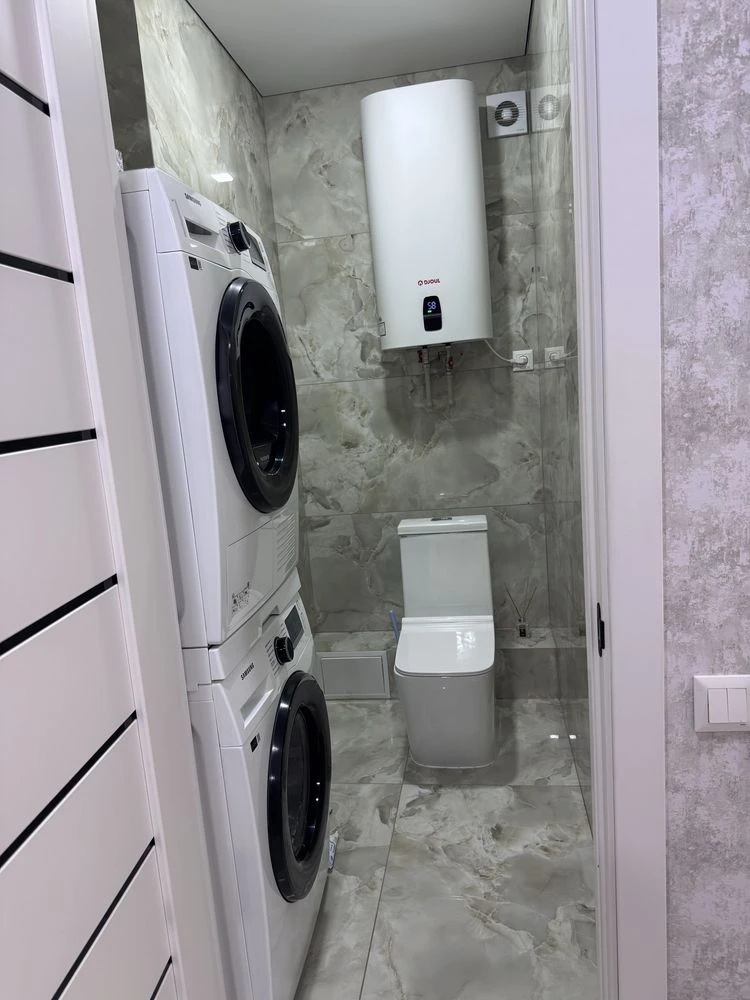 For Sale: 2-room apartment in Hydropark residential complex