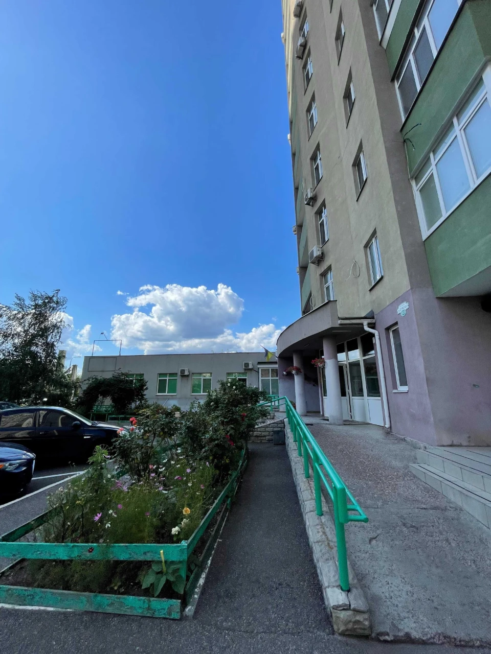 Продаж 1-кімнатної квартири по вул. Радунська, 8/13. Від вла