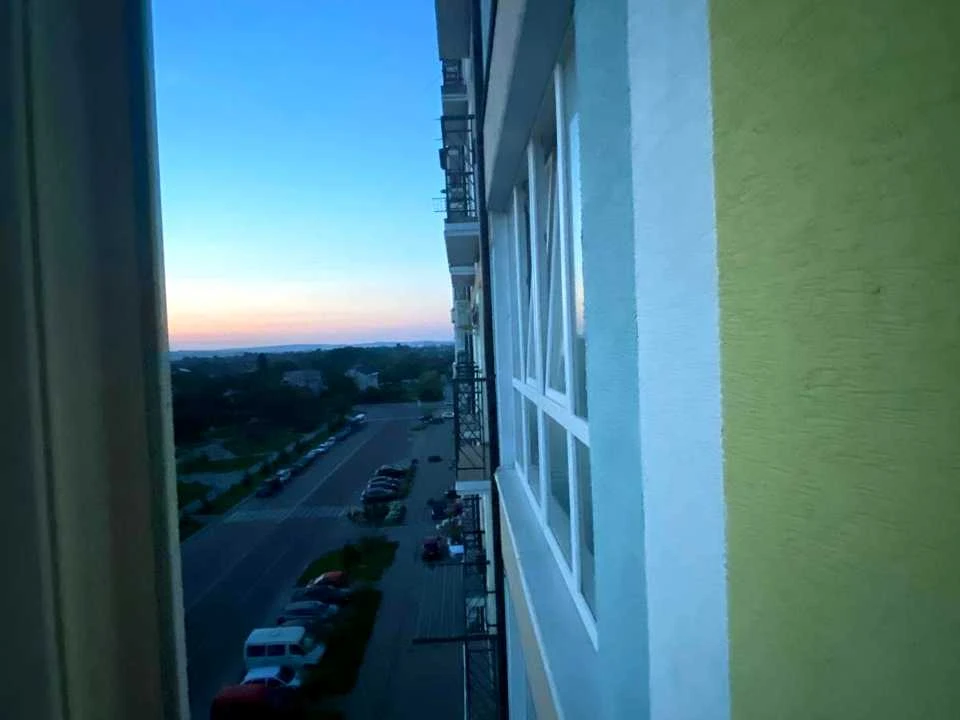 Квартира. Ивано-Франковск, улица Василя Стуса
