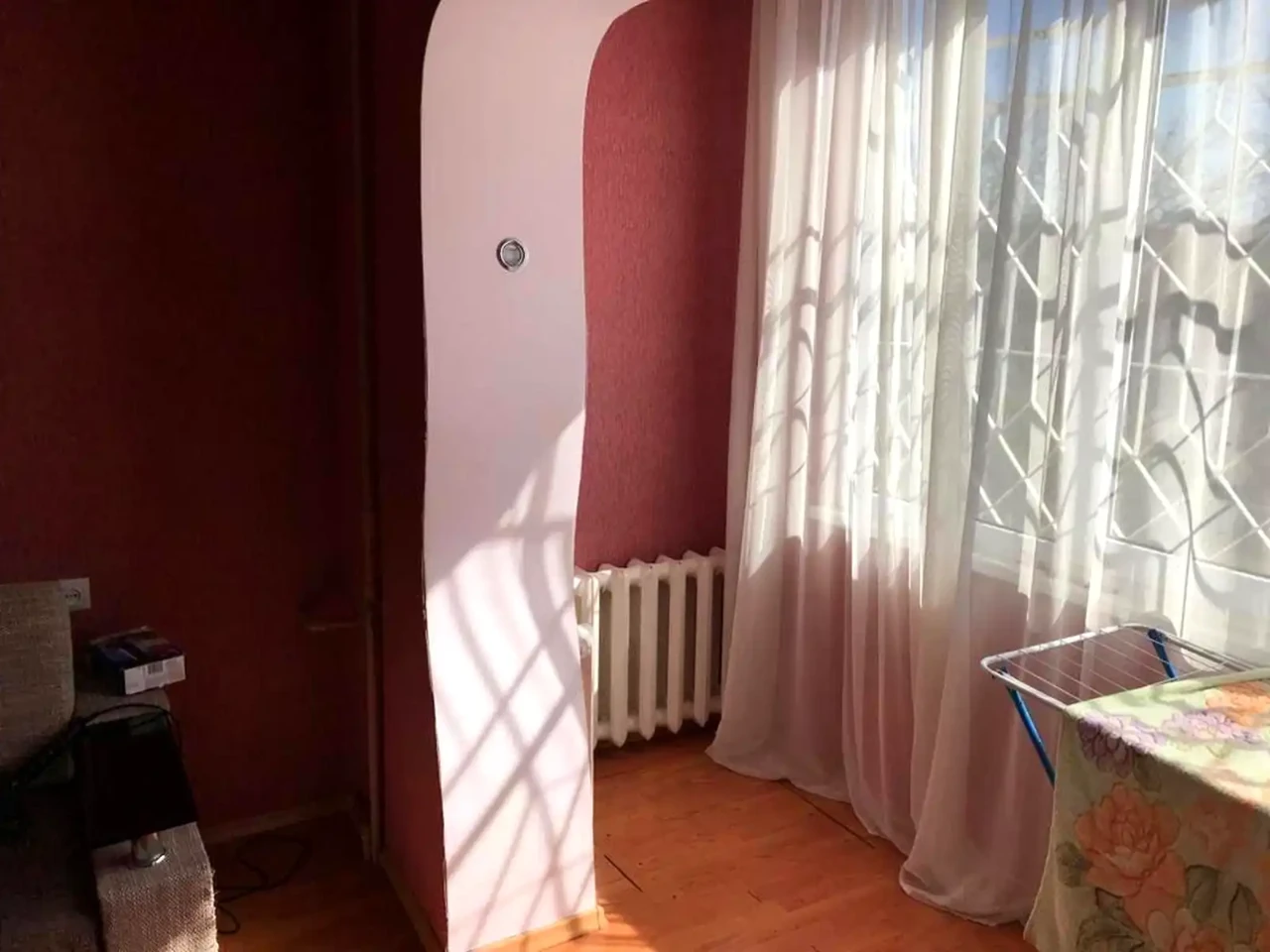 Sale of a 2-room apartment 47 sq m, 1st floor.
