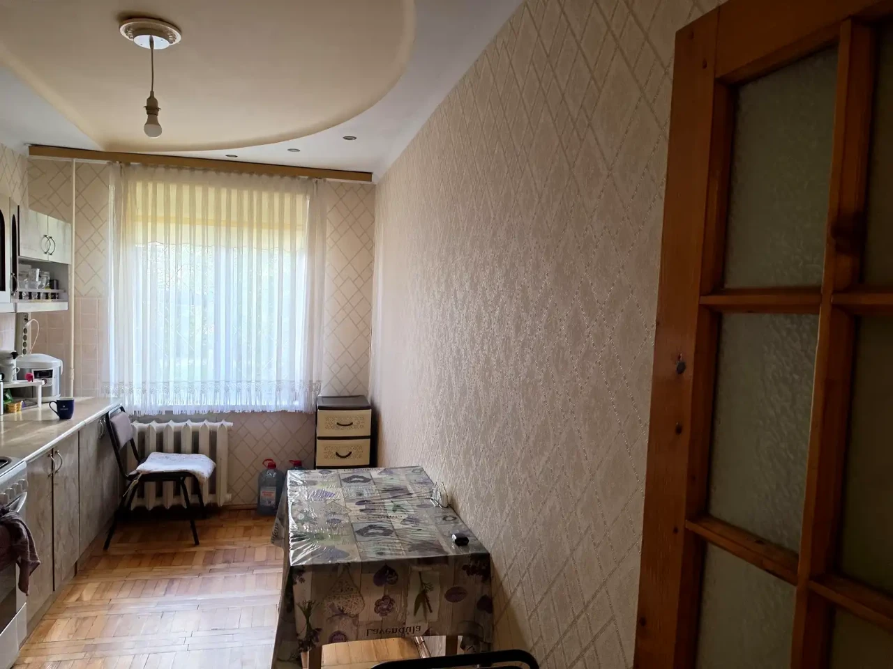 Sale of a 2-room apartment 47 sq m, 1st floor.