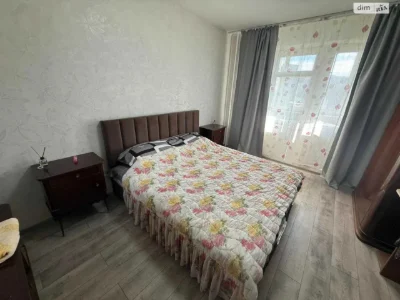 Продается Квартира в Троещине