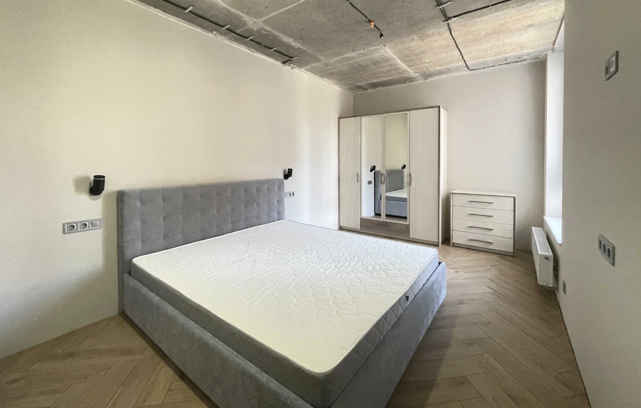 Продам 3 к. квартиру, ЖК Варшавський Плюс, без комісії