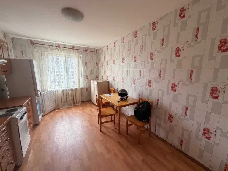 No Commission! Sale of 2 room apartment, Dragamanova Street, Poznyak