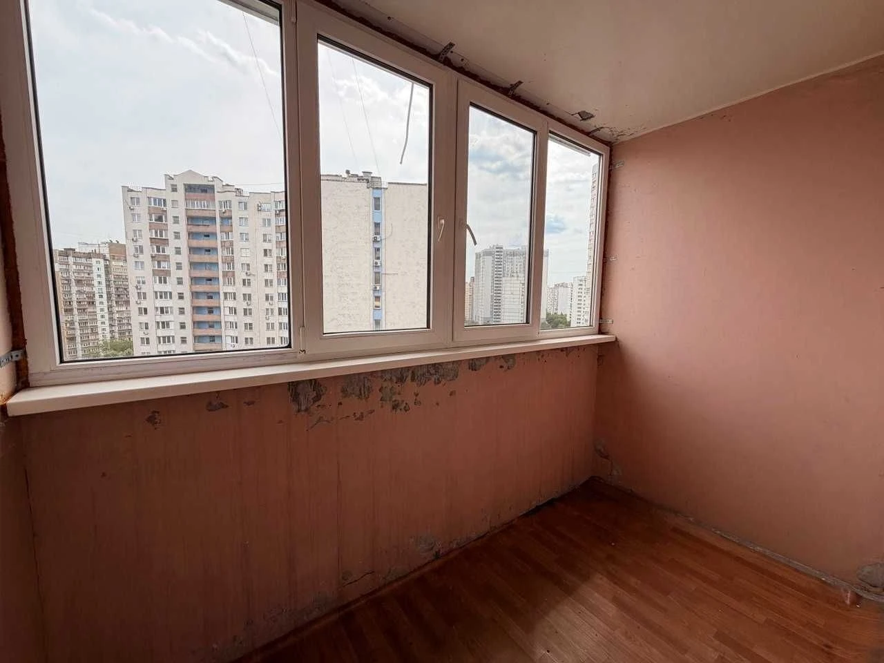 Без комиссии! Продается 2-комнатная квартира, ул. Драгомырова, Позняки
