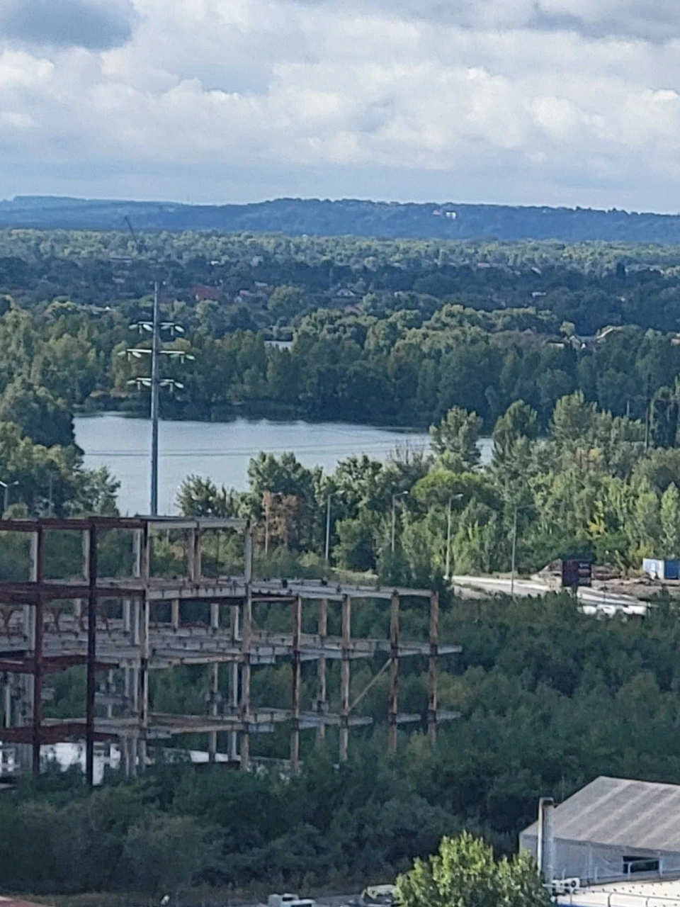 Продаж просторої 1-кімнатної квартири 42 м2 на вулиці Соломії Крушель