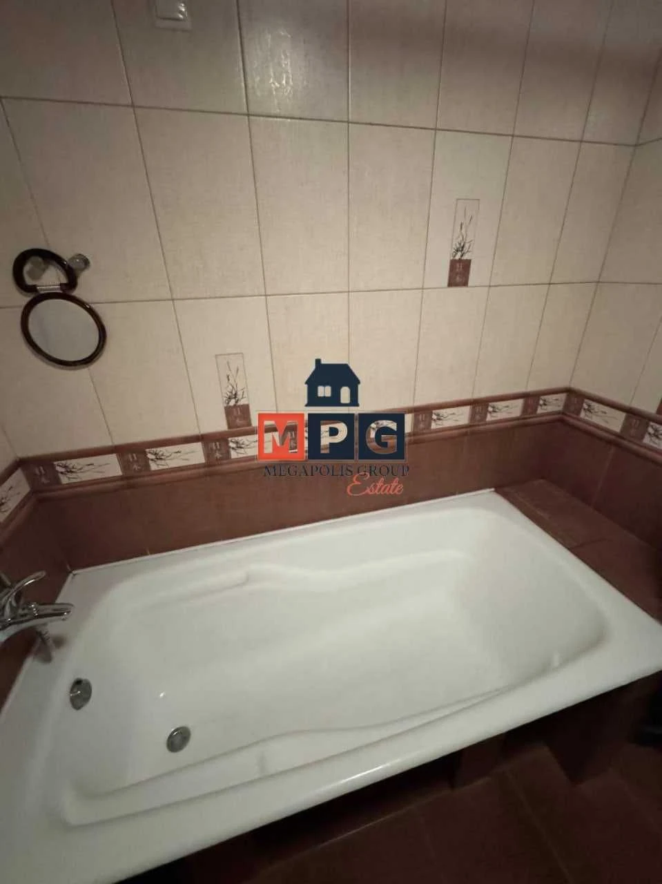 Sale of a 2-room apartment renovated in a new building