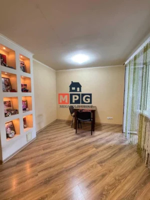 Sale of a 2-room apartment renovated in a new building