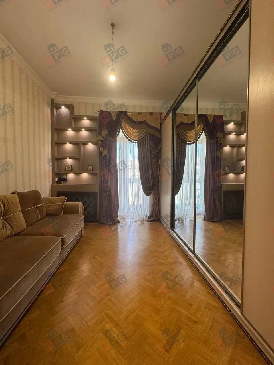 Продаж квартири в центрі Харкова