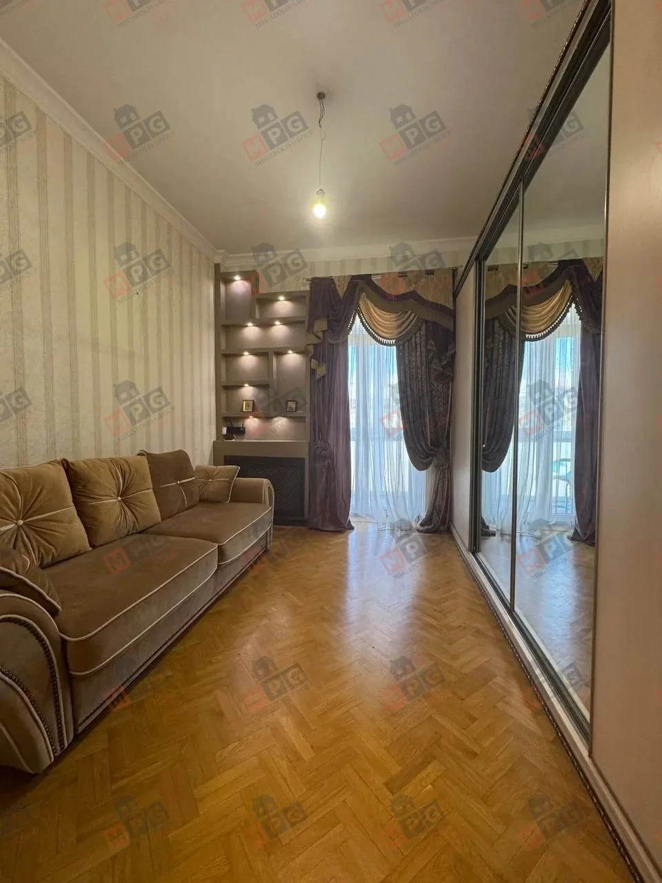 Продаж квартири в центрі Харкова