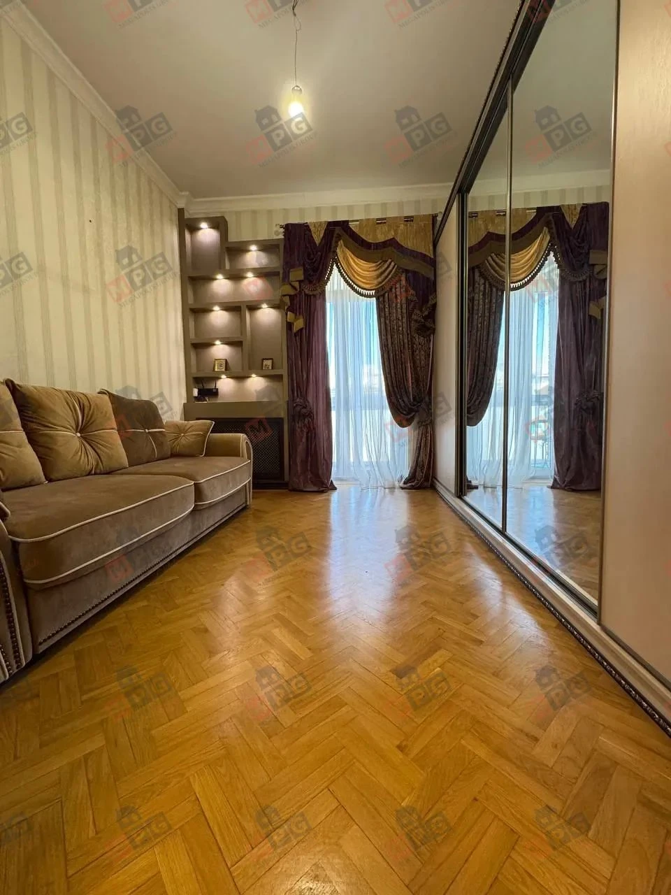 Продаж квартири в центрі Харкова