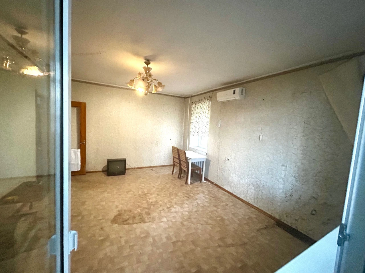 3 room spacious apartment on a low floor