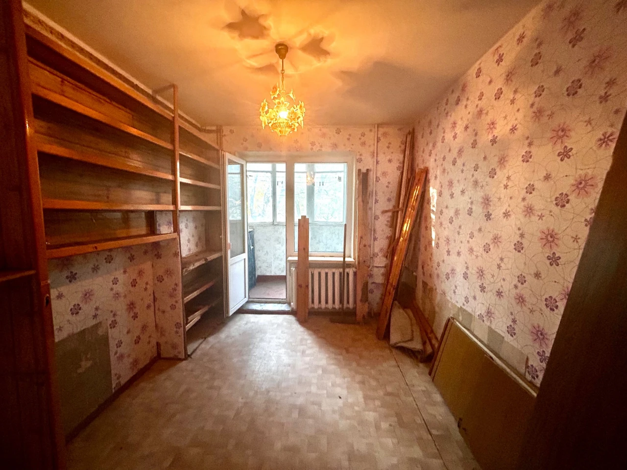 3 room spacious apartment on a low floor