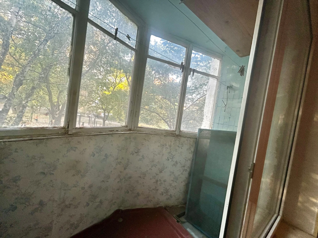 3 room spacious apartment on a low floor