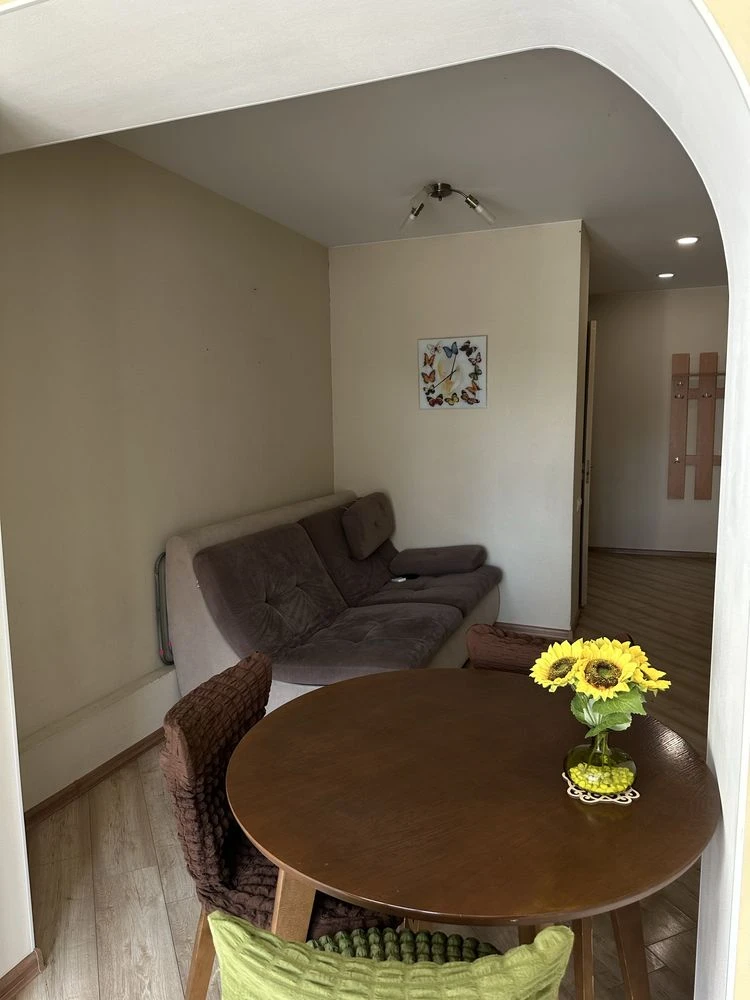 Sale of a 72 sq m apartment