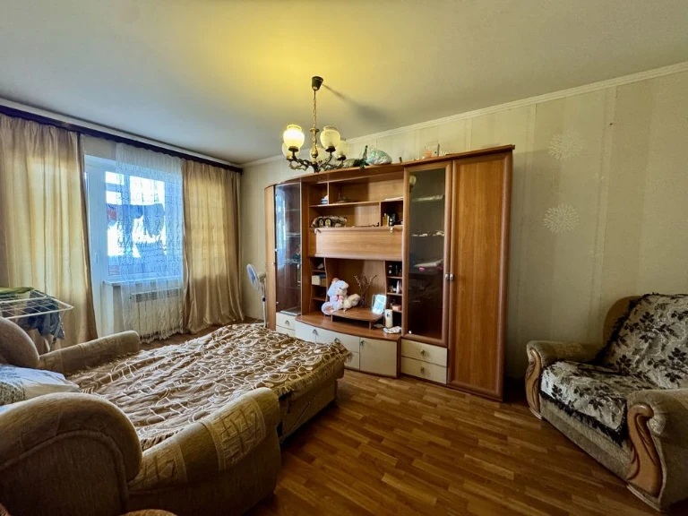 Sale of 2-room apartment, St. Sobornosti, district of Niva