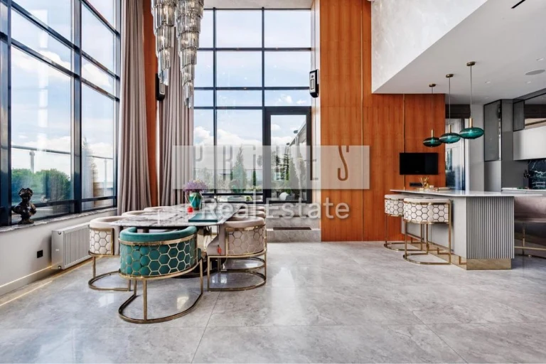 Exclusive two-level penthouse 250 sq m | Park Avenue VIP |