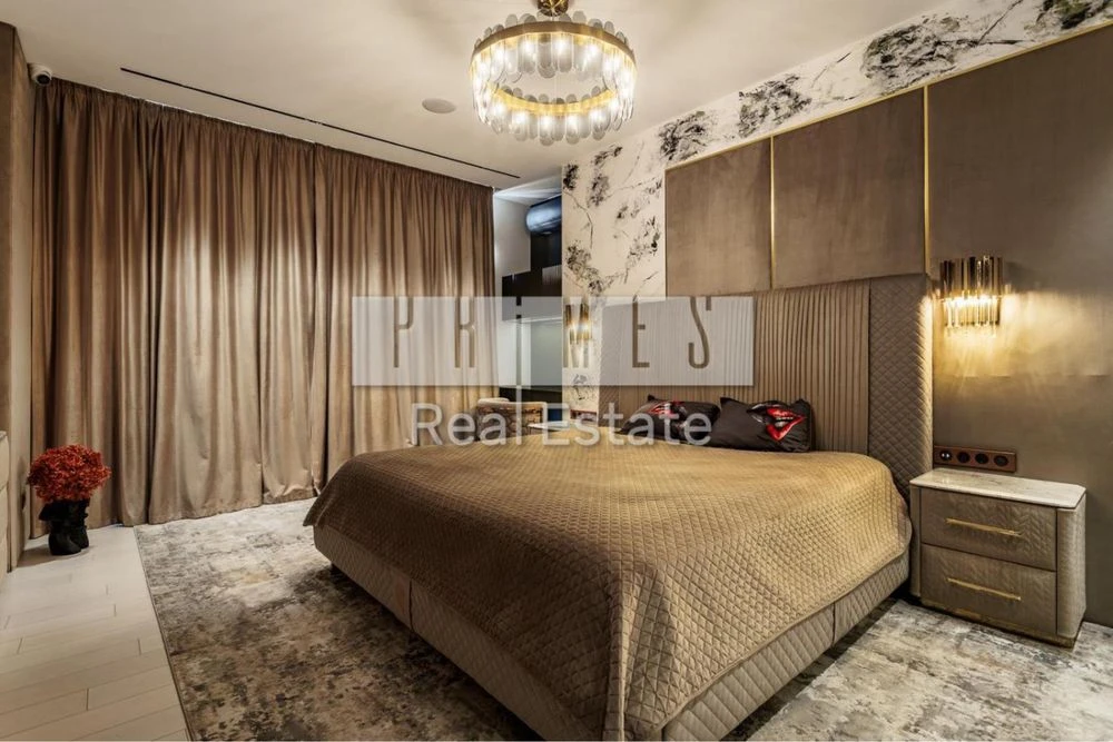 Exclusive two-level penthouse 250 sq m | Park Avenue VIP |