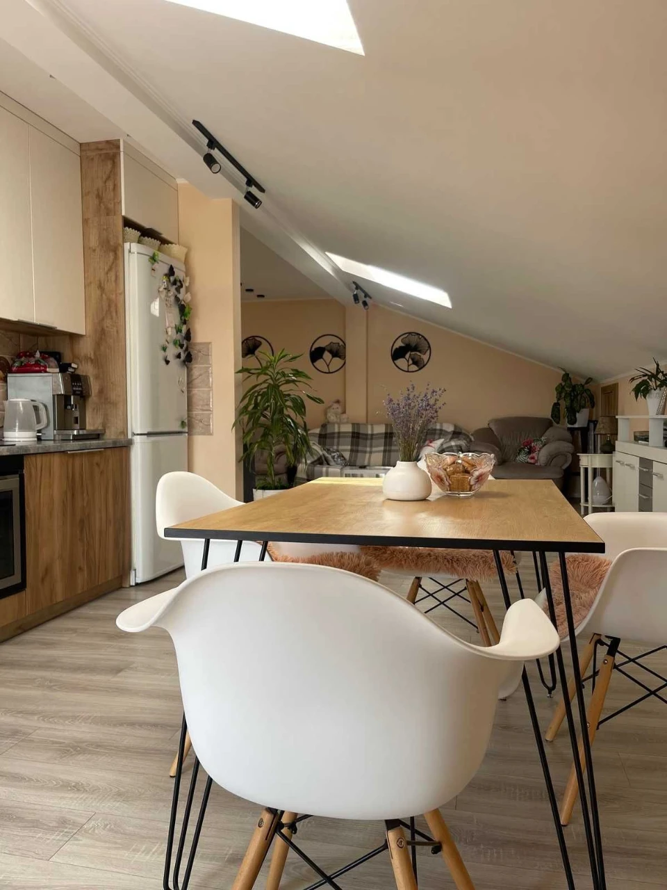 Sale of a 3-room apartment renovated in a new building, Ozer