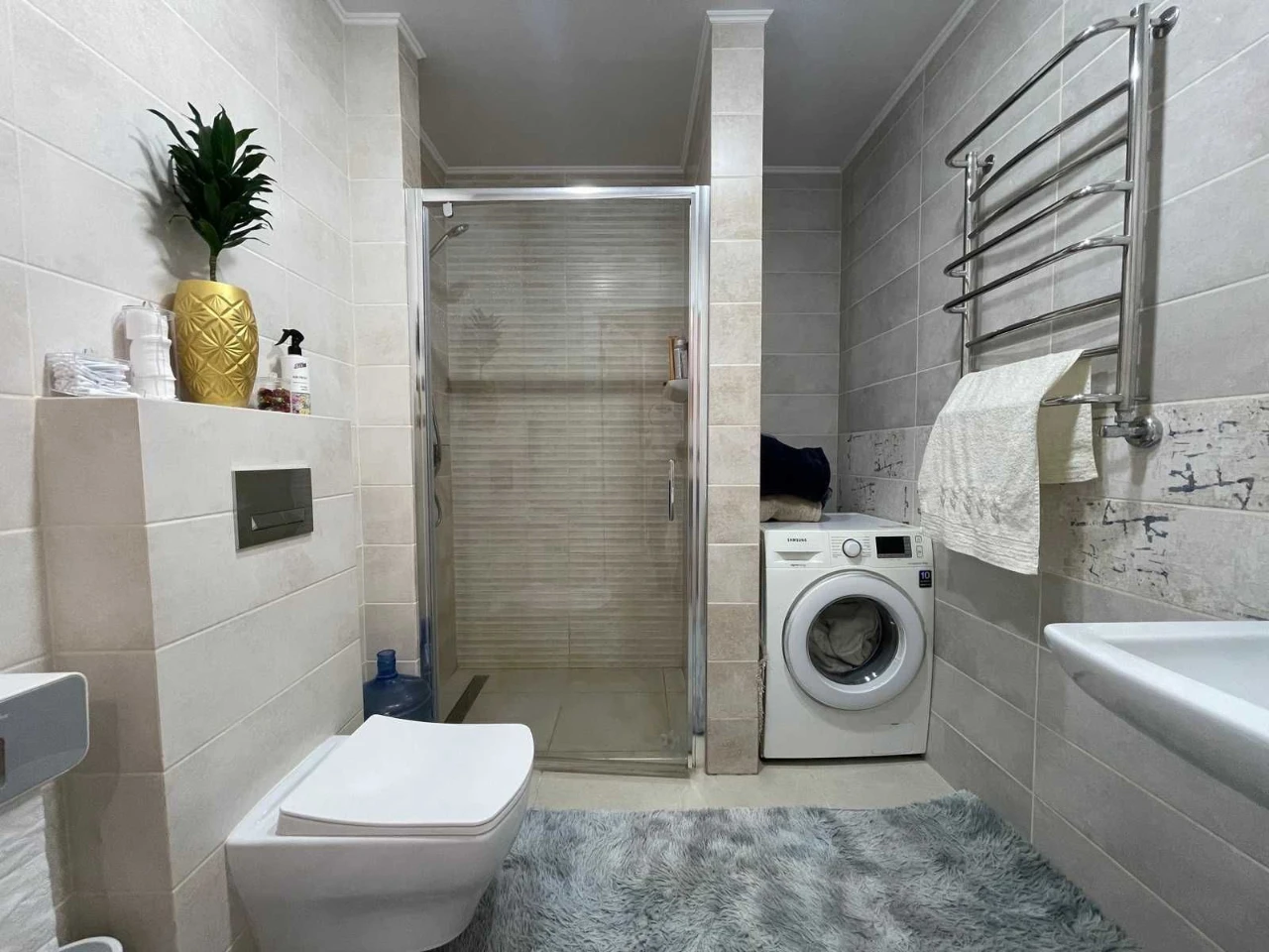 Sale of a 3-room apartment renovated in a new building, Ozer