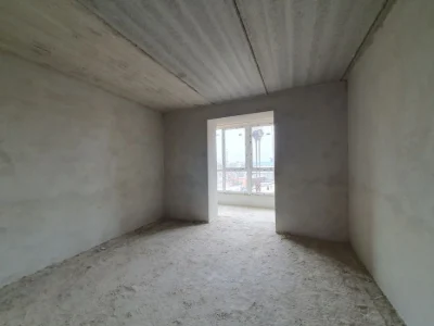 Продам 2кім квартиру біля центрального Озера