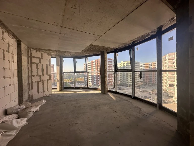Sale of a 3-room apartment with panoramic windows