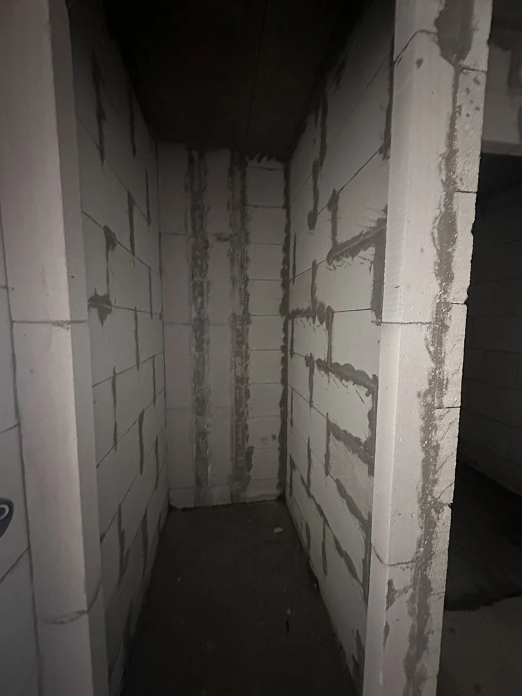 Sale of a 3-room apartment with panoramic windows
