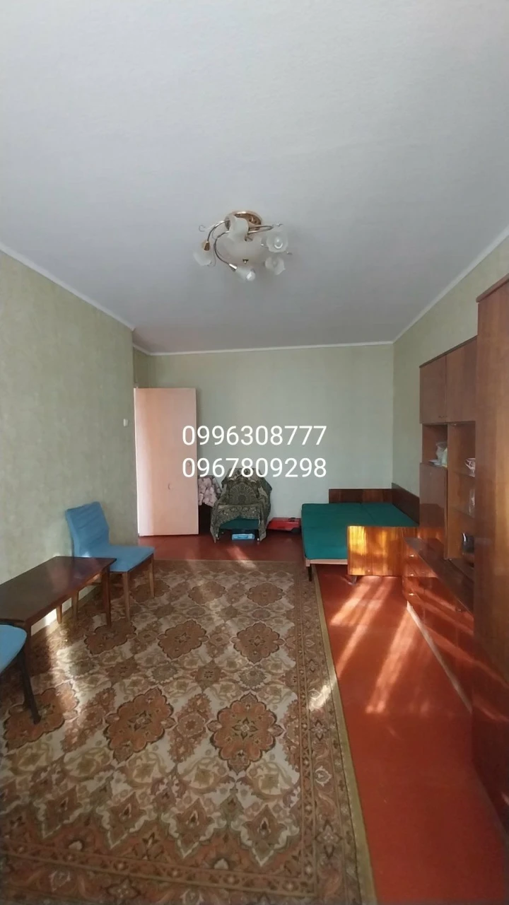 Продам хорошую 1 комнатную квартиру, метро 5  минут! Этаж 7/