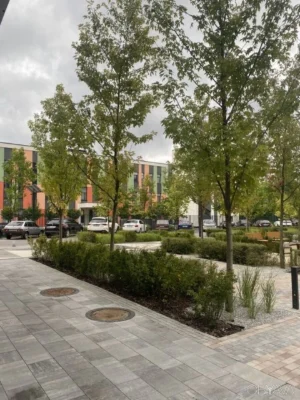 Sale of a spacious 3-bedroom apartment in the Respublika residential complex