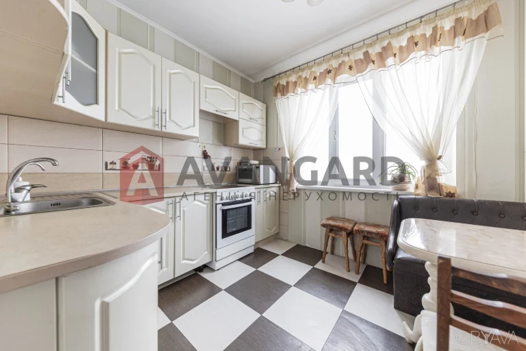 Продам 3к.кв., ул.Бальзака, 20 (Троещина)