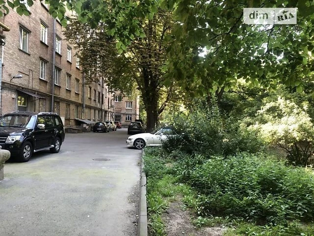 For sale 2-room apartment 56 sq. m on Pecherskyi 19 descent • ID 3464