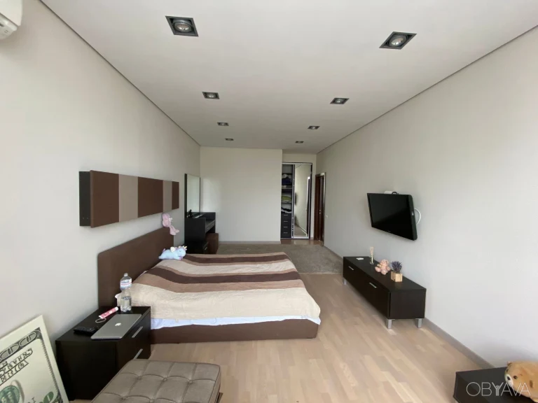 2-room apartment, 100 sq.m.
