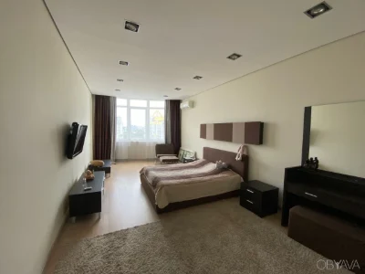 2-комнатная квартира, 100 кв.м