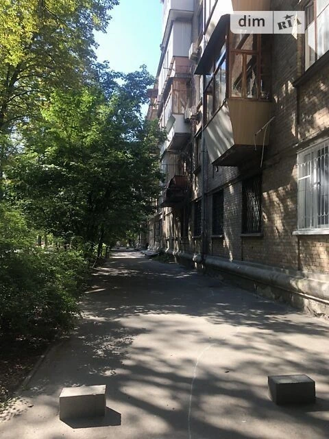 For sale 2-room apartment 56 sq. m on Pecherskyi 19 descent • ID 3464
