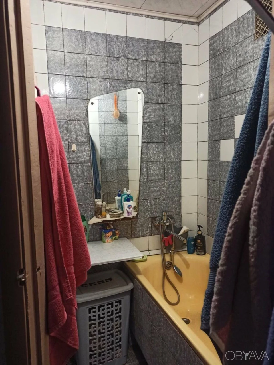 Sale of a 3-room apartment on Кирилівська Street 116a