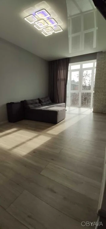 2-bedroom apartment for sale, renovated, Obolon district. Brick building.