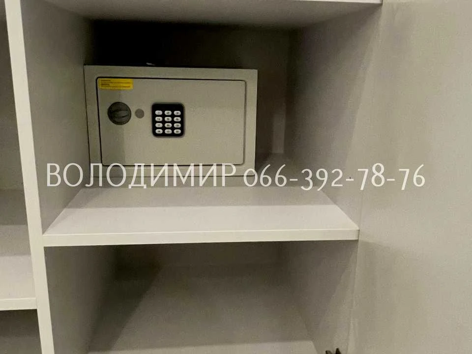 Квартира. Київ, Предславинська вул.