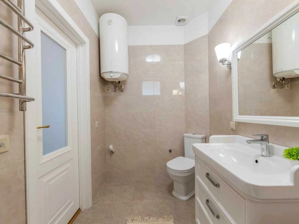 Apartment. Teremykska Street, Kyiv