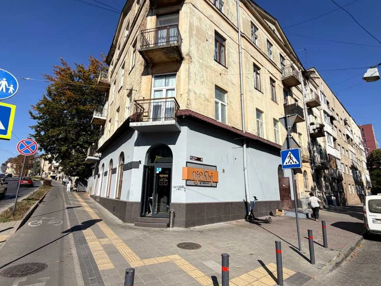 Квартира. Львів, вулиця Тараса Шевченка