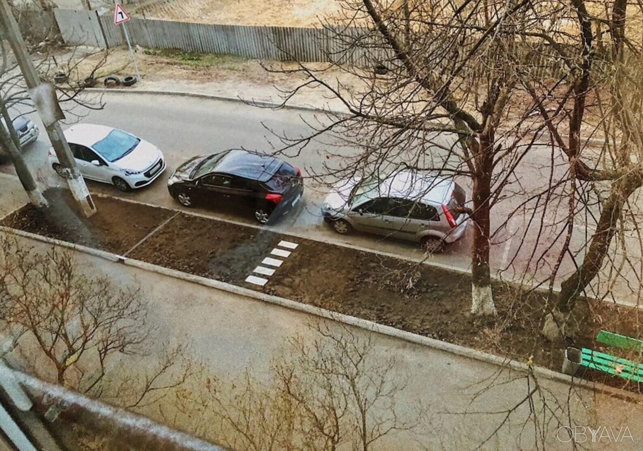 Sale of a 3-room apartment in the Holosiiv district