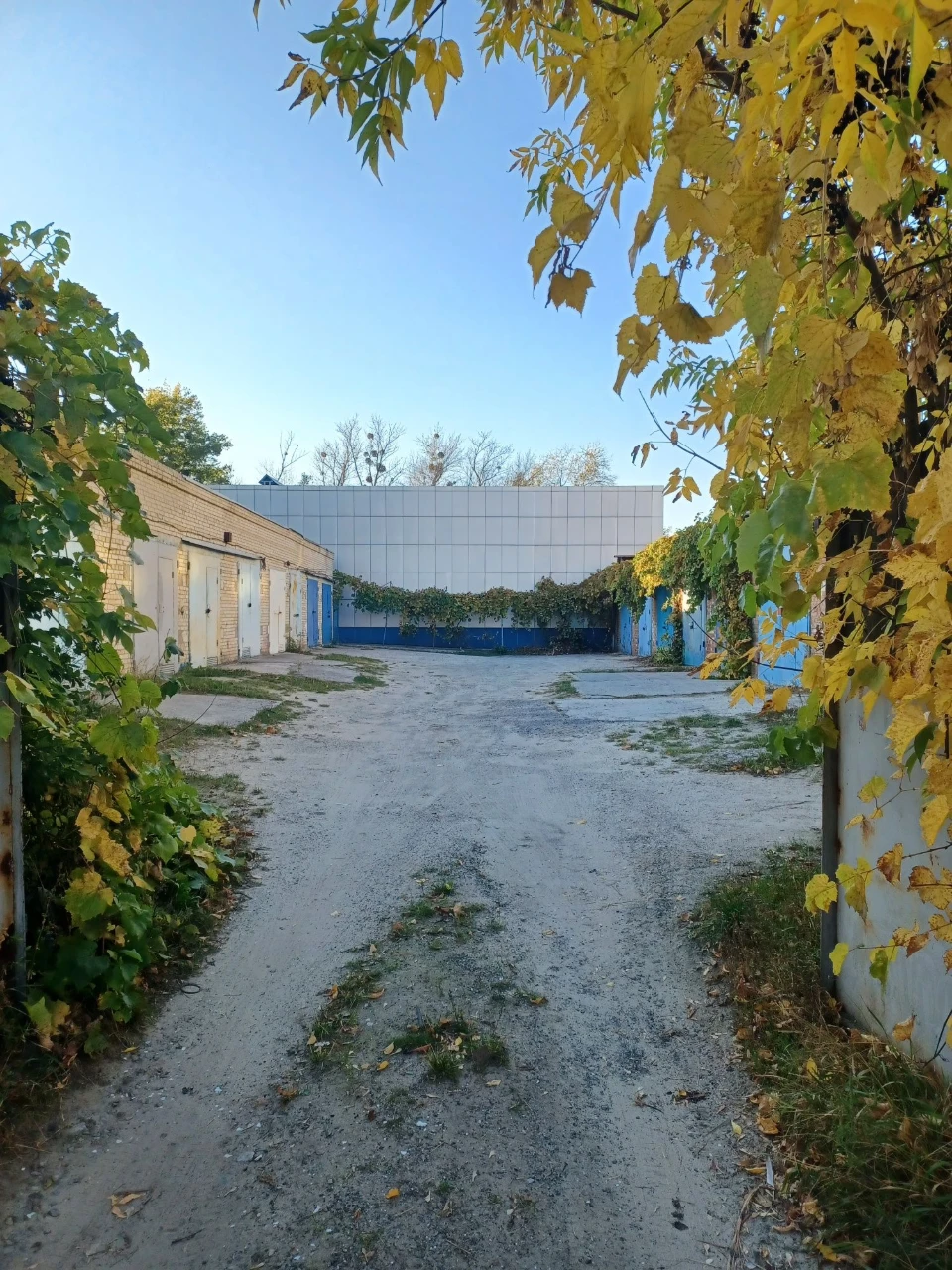 For Sale: Solid Brick Garage - Ideal Home for Yours