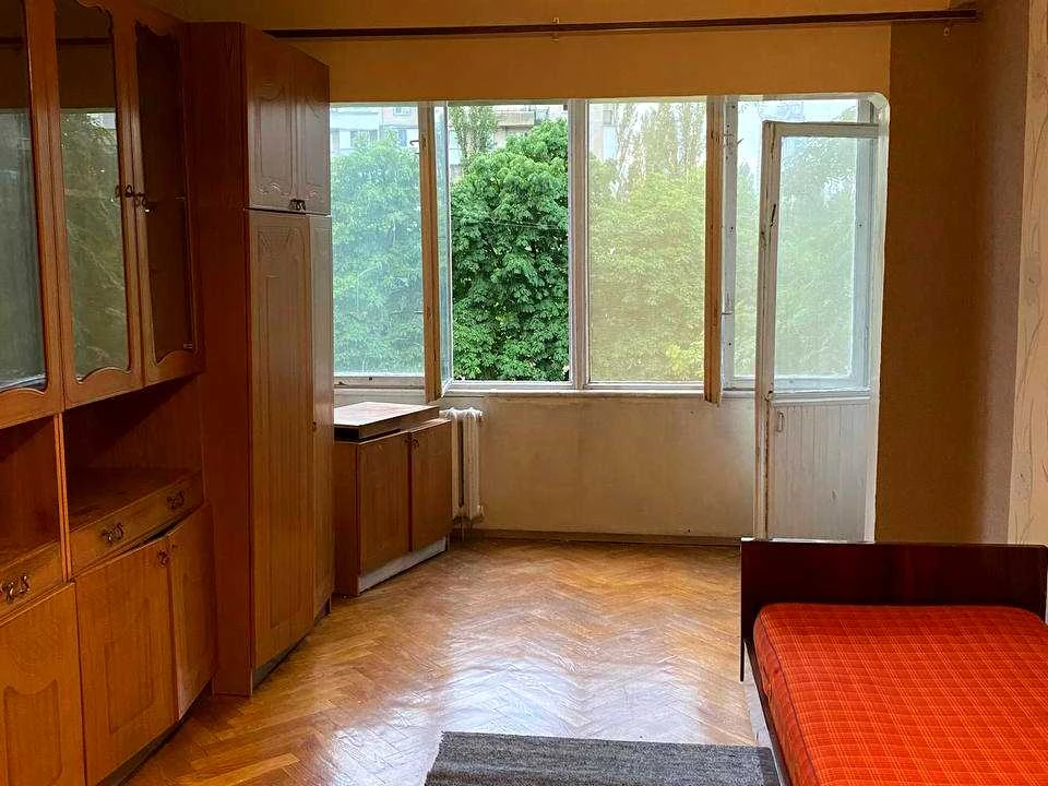 Квартира. Киев, Амвросия Бучмы бульвар.
