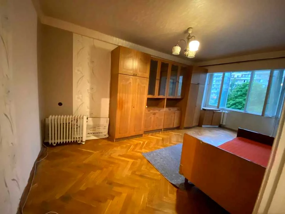 Квартира. Киев, Амвросия Бучмы бульвар.