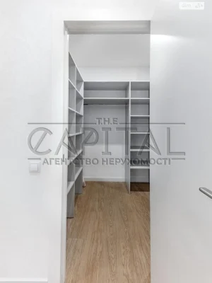 Apartment for Sale, Left Bank District
