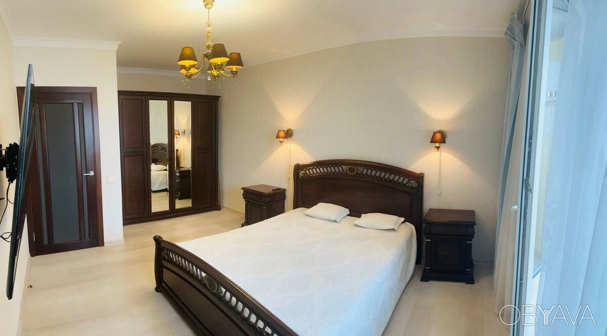 For sale cozy, panoramic 3-room apartment. ЖК Милославичи