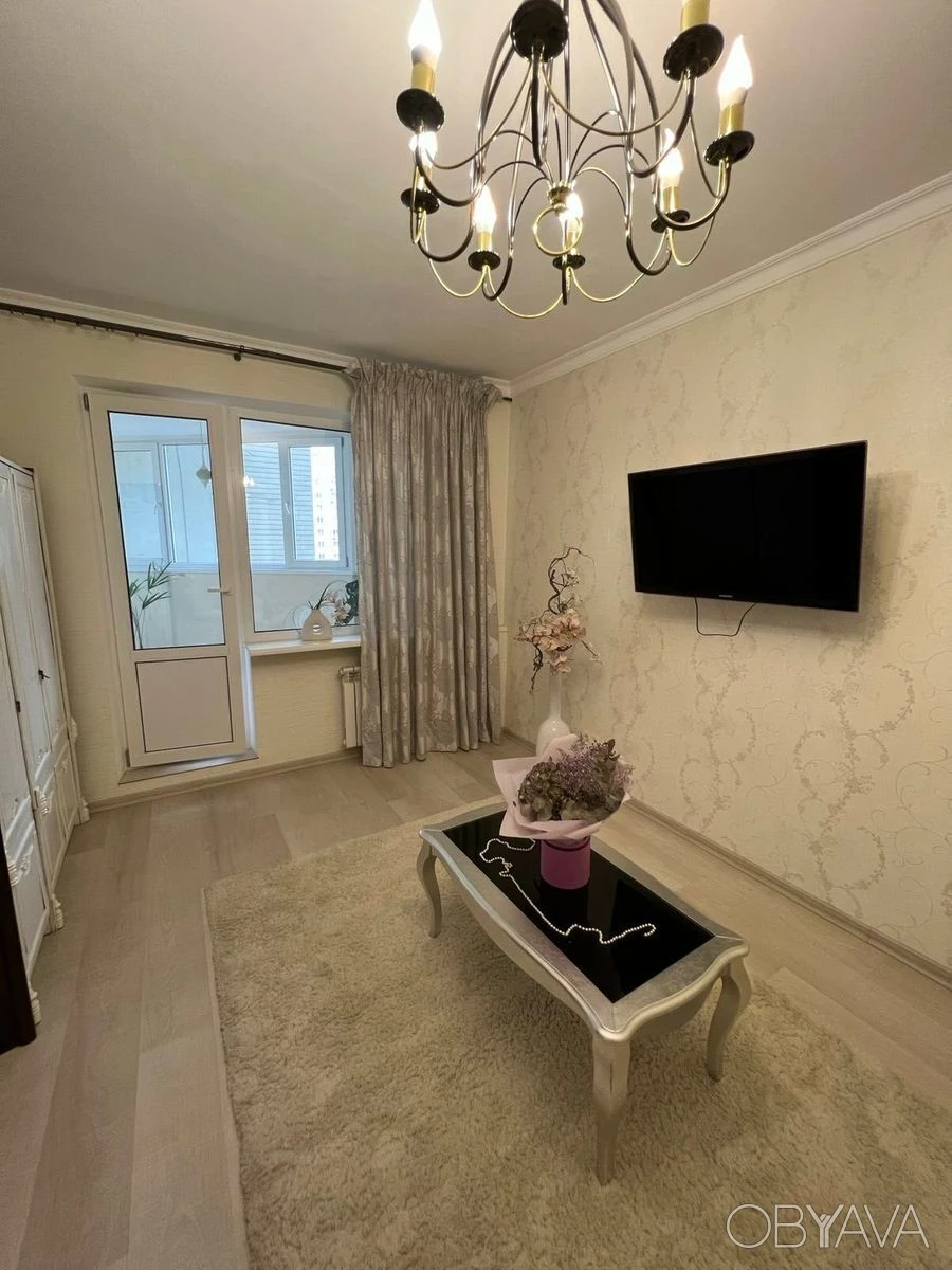 For sale cozy, panoramic 3-room apartment. ЖК Милославичи