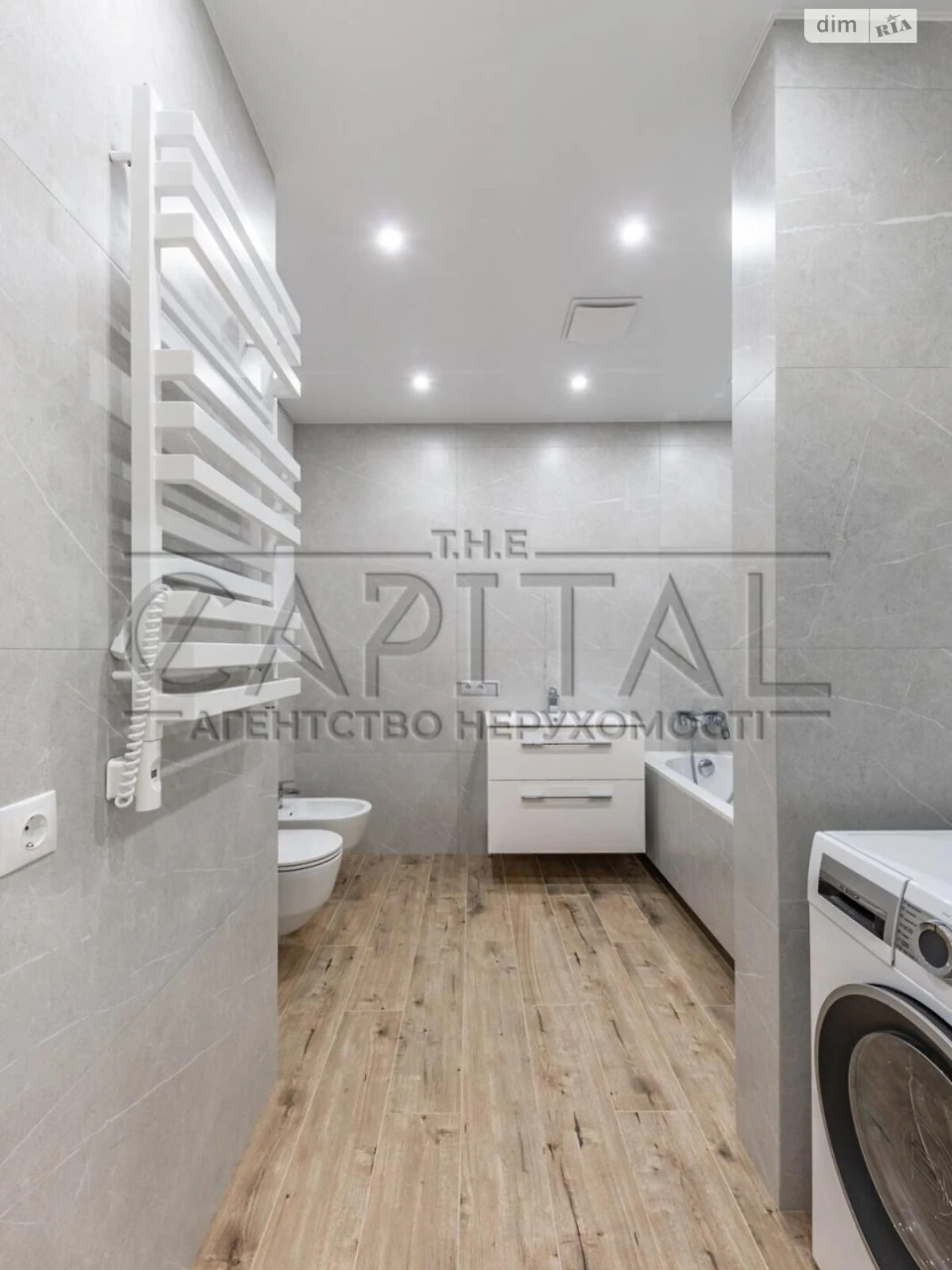 Apartment for Sale, Left Bank District