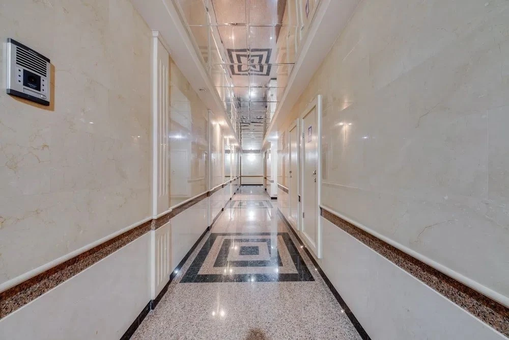 8-room apartment for sale at 18a Instytutska Street in the residential complex "Lypska Vezha"