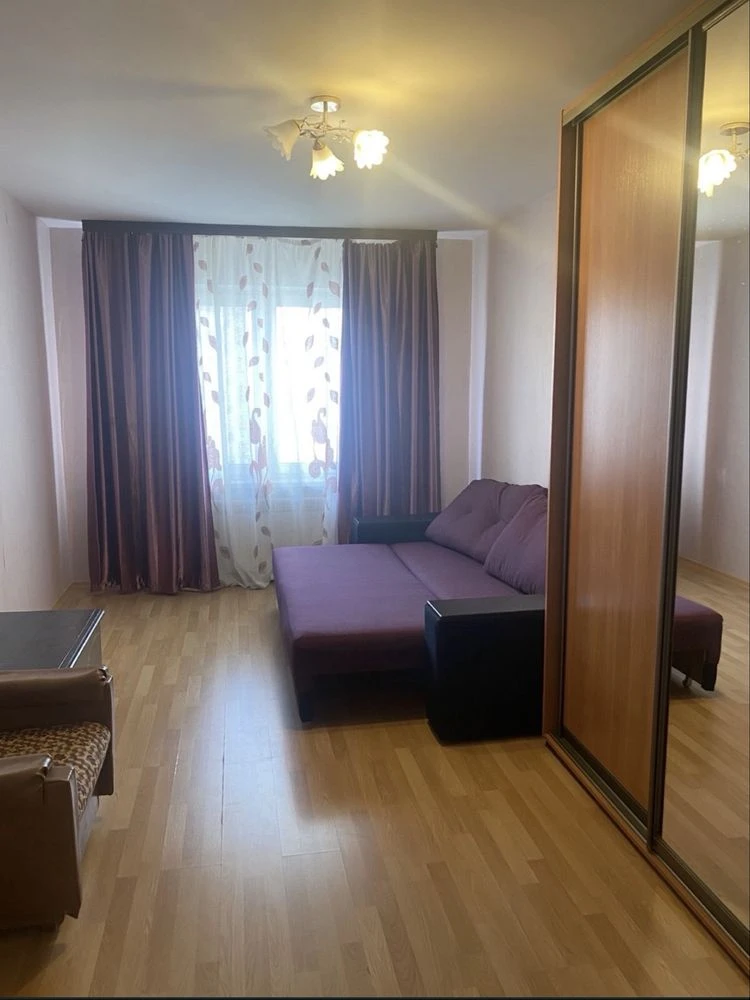 Cozy 3-room apartment, P. P. Григоренка 12, Pozniaky